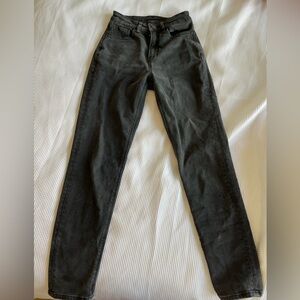 plain black sight american eagle jeans